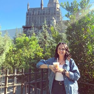 Meet your Posher, Nicole